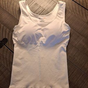NWOT SMOOTHER/SHAPER/PADDED BRA/WHITE/UNDER GARMENT/LIGHTWEIGHT/TANK/TOP/WOMEN'S